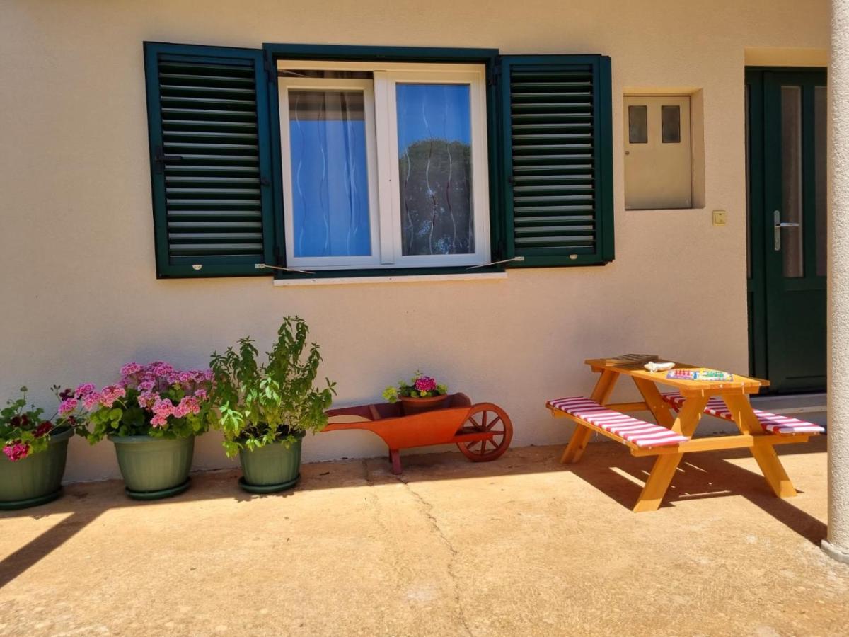 Holiday House Cikola Kaocine Exterior foto